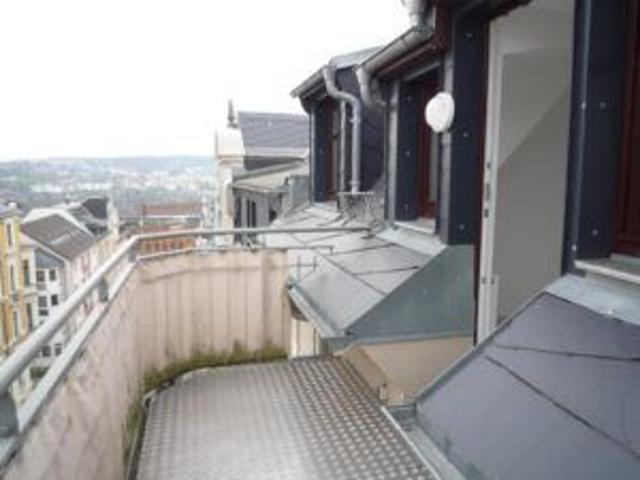 Krausenstr. 20, Wohnung 8 ~~~ Dachgeschoss, Balkon, Bad mit Wanne und Dusche, Keller