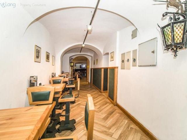 Kamienica w centrum Krakowa 941 m2 – wynajem 120 tys. PLN