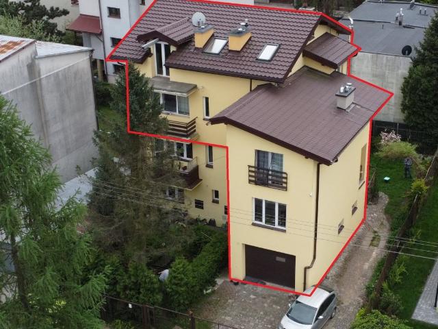 Na sprzedaż przestronne 3 lokale + garaż w Krakowie