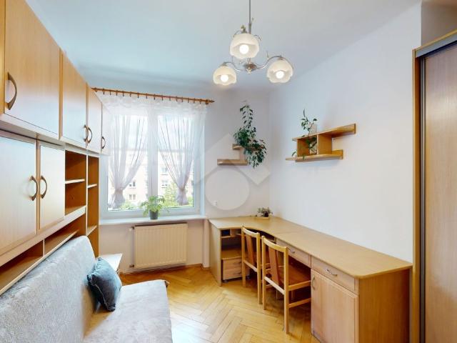 Kraków Nowa Huta os. Krakowiaków 53 m2
