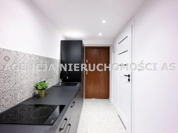 Kraków Stare Miasto, 18 m², odświeżone, antresola, umeblowane