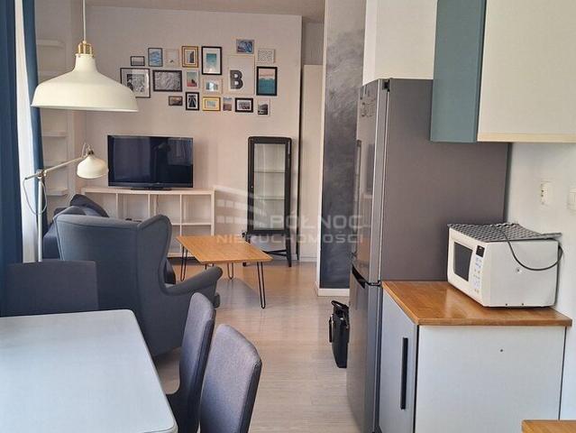 Zapraszam do obejrzenia kawalerki 44 m² z loggią w Krakowie