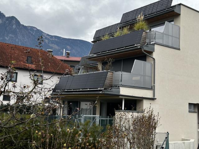 Kramsach Top 06: DG Wohnung mit Bergblick & Südterrasse – Neubau 2023