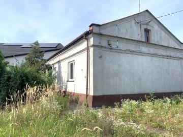 Dom z potencjałem w centrum Kramska, 120 m2, działka 5 arów