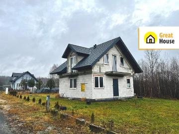 Nowy dom 100 m² z podłogowym ogrzewaniem i pompą ciepła