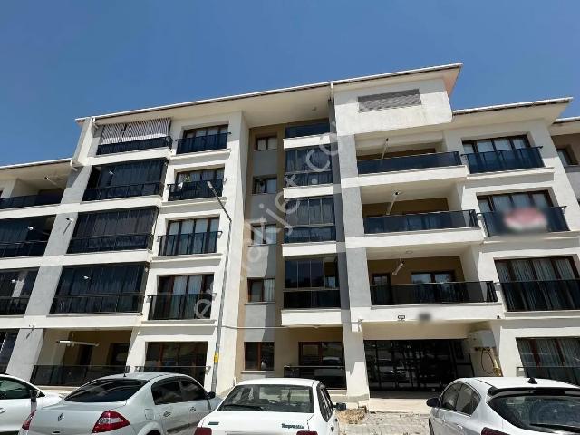 Krc'den Dutluk Tokide Modern Ve Şık 3+1 Kiralık Daire!