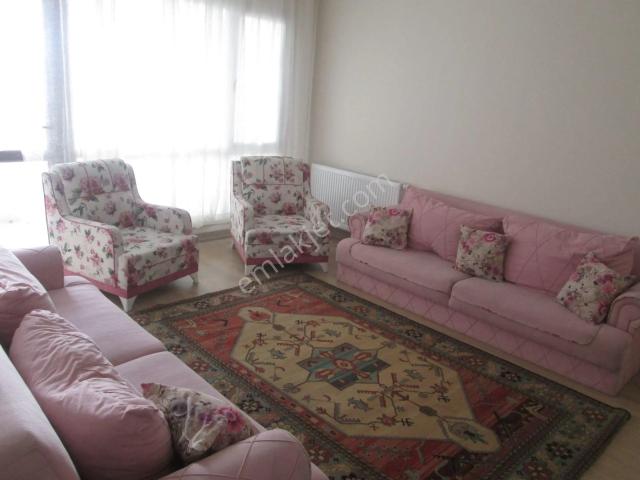 Krc'den Merkezi Konumda Katta Eşyalı 2+1 Kiralık Daire