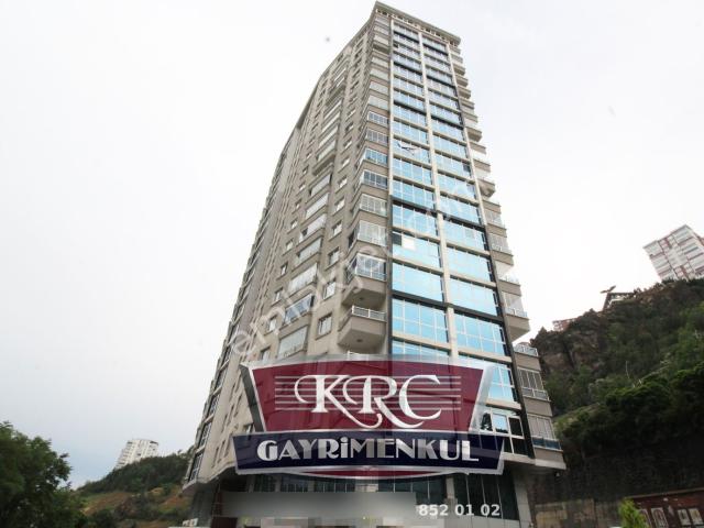 Krc'den Site İçerisinde Ulaşımın Merkezinde Satılık 4+1 Daire!