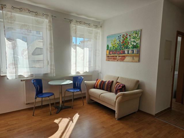 Kreuz Apartments 2 private Garage inkl., Bayreuth Amsterdam Apartments for Rent