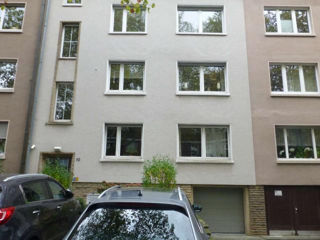 Kreuzviertel, Dachgeschosswohnung zum Neubaustandard saniert