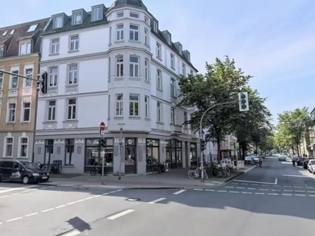 Kreuzviertel Lage trifft Maisonette Charme!