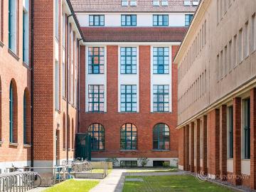 Gewerbe for rent in De-Haen-Platz