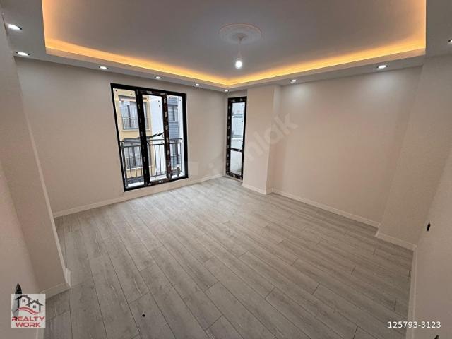 KREDİYE UYGUN GÜNEY CEPHELİ 2+1 ARA KAT