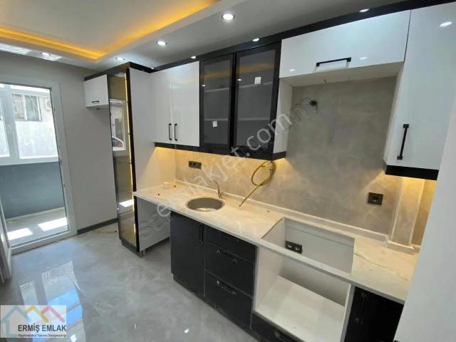 Kredi Sınırsız Satılık 2+1 Daire