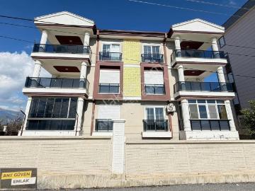 Kredi Sorunu Olmayan Bahçeyakada Doğalgazlı 3+1 Satılık Daire