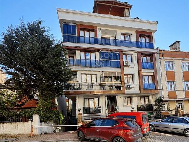 Krediye Uygun Yeni Bina Akçaburgaz Mah. 2+1 Satılık Daire