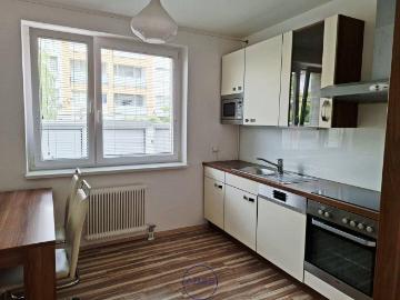 Krems: Traumwohnung mit Balkon und Garage in Top Lage!