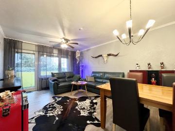 Kriftel: Ihr neues Zuhause Großzügige 3 Zimmer Wohnung mit Balkon und viel Platz!