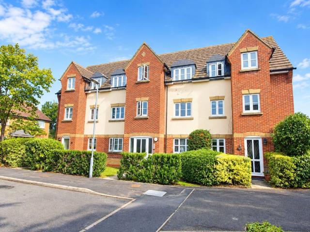 Kristiansand Way, Letchworth Garden City SG6, 2 bed flat to rent, £1,150 pcm | PrimeLocation
