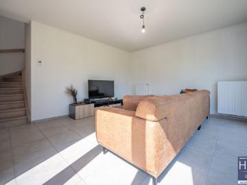 KRUISHOUTEM Instapklare woning op toplocatie, energiezuinig!