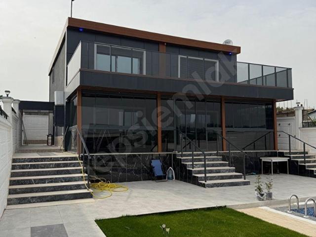 KRV İNŞAAT EMLAKTAN ÇAPAK MAH HAVUZLU KIŞ BAHÇELİ NUMARATAJLI 4+1 VİLLA