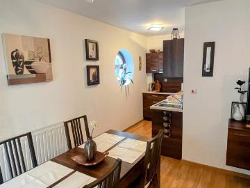 Nowoczesny 50 m² apartament z balkonem w centrum Krynicy