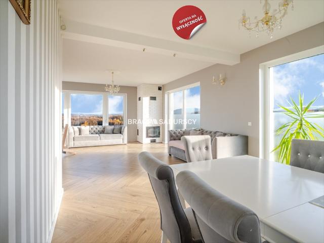 Dom z panoramicznym widokiem na góry 376 m²