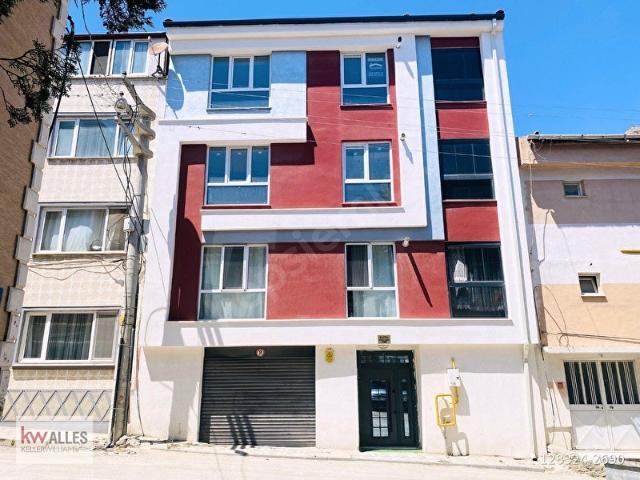 KW ALLESTEN ÇAMLICA AYFER SOK.TA ARAKAT ASANSÖRLÜ 3+1 YENİ DAİRE