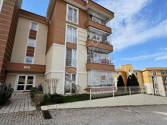 Kw Arven'den Pekdemir Evimiz Kocaeli Site'sinde Satılık 3+1