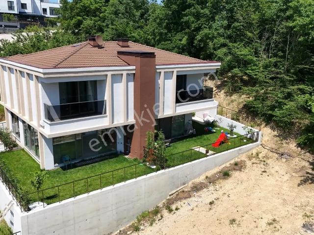 Kw Metsa'dan Konuralp'de Düzce Manzaralı Lüks Villa