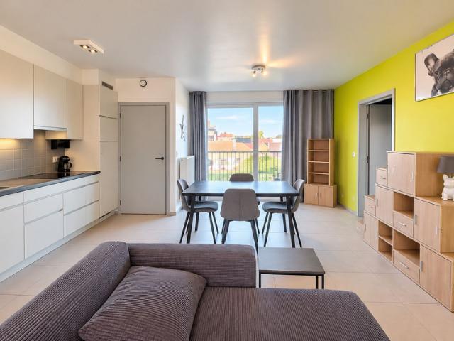 Kwaliteitsvol appartement met autostaanplaats gelegen in Poperinge!