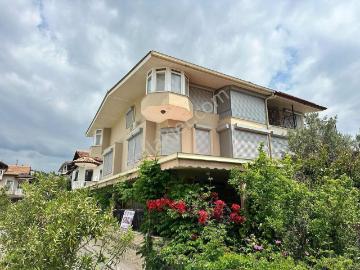 Kuştur'da Denize Yakın Full Eşyalı Kiralık Villa