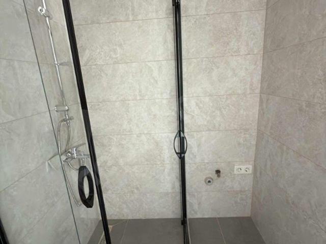 Küçükçekmece Fatih mah Ulaşım Sahil ve Çarşıya yakın 3+1 kiralık
