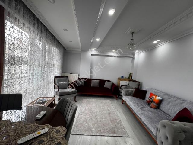 Küçükçekmece Fevzi Çakmak'ta Satılık 4+2 Dubleks Daire