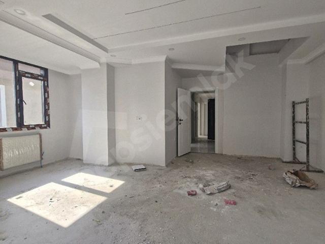KÜÇÜKÇEKMECE KANARYA MAH. SATILIK SIFIR ÖN CEPHE ÇİFT TERASLI 3+2 180 M2 DUBLEKS