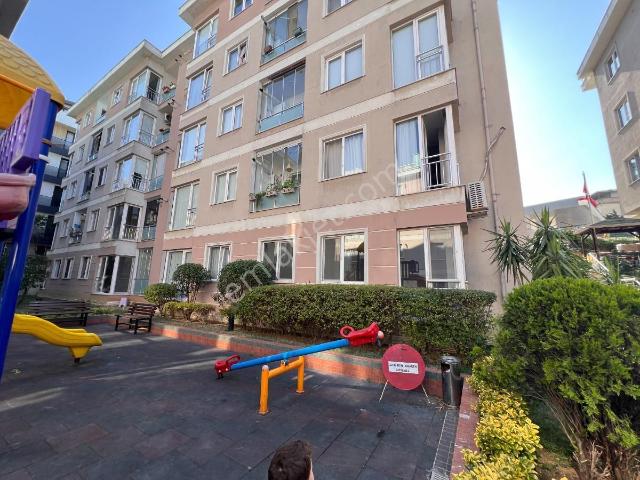 Küçükçekmece Halkalı Sevinç 2 Evleri 2+1 Kiralık Daire