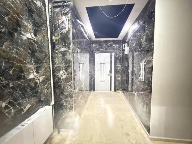 Küçükçekmece M.akir Mh Satılık Sıfır Asansörlü Güney Cephe Daire