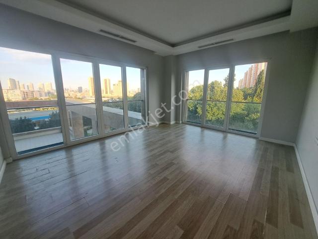 Küçükçekmece / Quality Residence / Satılık 2+1 / Kapalı Mutfak