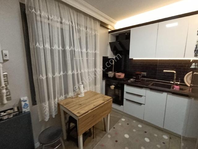 Küçükçekmece Yenimahalle Satılık Büyük Ön Cephe 6+2 Dubleks Daire