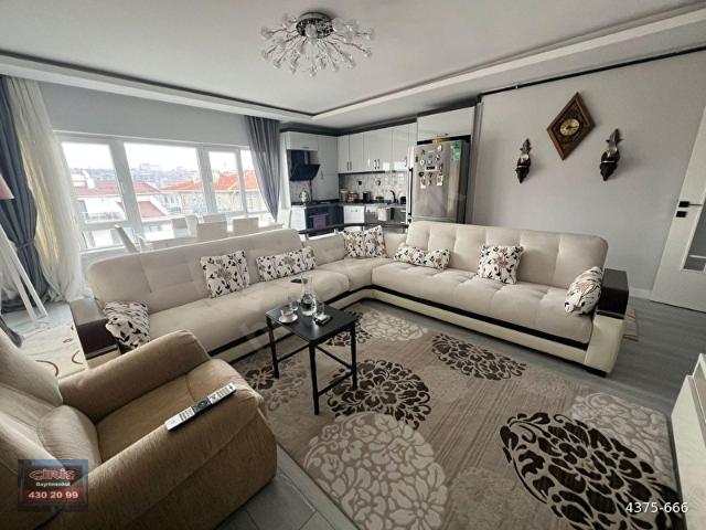 KÜÇÜK ESAT SEYRAN CADDESİ 2+1 FULL MOBİLYALI DAİRE