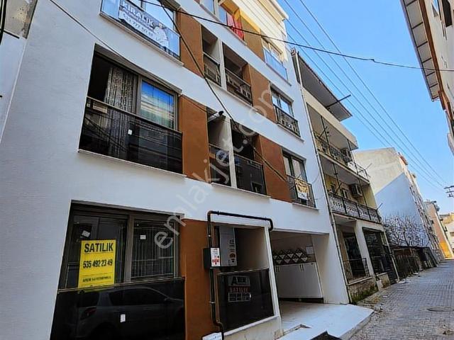Küçükçiğli Mah.çiğli İzmirde Arakat Ful Eşyalı Kiralık 1+1 Daire