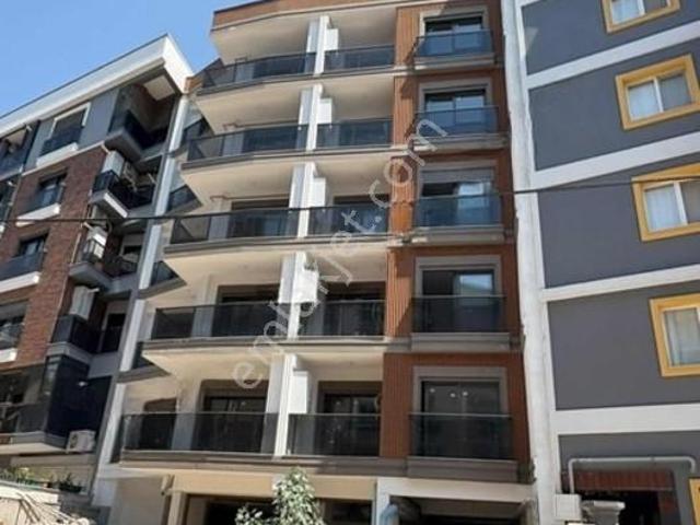 Küçük Çiğli Satılık 2+1 Daire