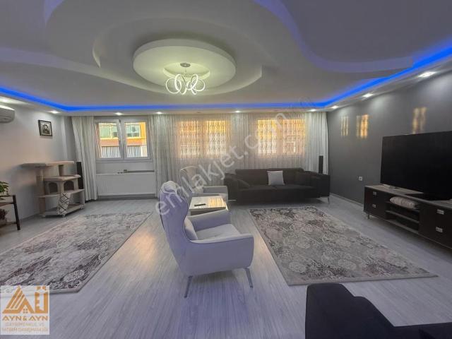 Küçük Çiğli'de Satılık 3+2 Dubleks Daire