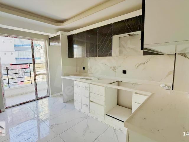 KÜÇÜK KAYAŞ'DA ARİFOĞLU'DAN MANZARALI ARA KAT SIFIR ÇİFT BALKON