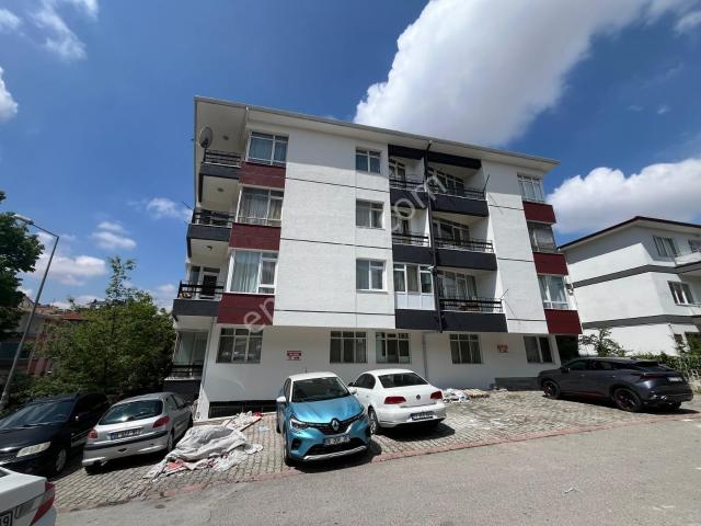 Küçükesat'ta 3+1 Ful Yapılı Eşyalı Kiralık Daire
