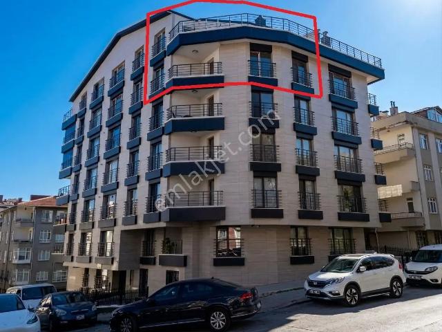 Küçükesat'ta Başak Sokak / Yaprak Sokak Fırsat Daıre Full Yapılı