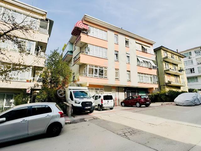 Küçükesat Başçavuş Sokakta Kiralık 3+1 Daire