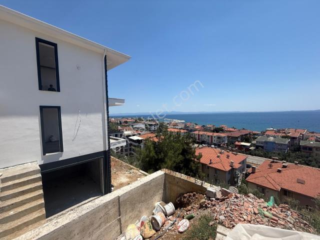 Küçükkuyuda Satılık Deniz Manzaralı 4+1 Villa