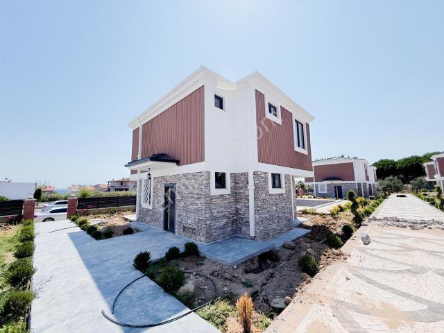 Küçükkuyuda Satılık Sıfır 3+1 Villa