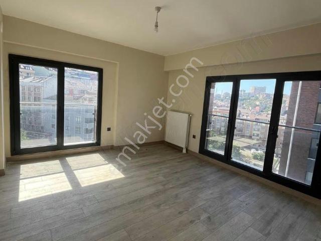 Küçükköy Yeni Mahalle Toki 9a Projesinde Kiralık 1+1 Daire